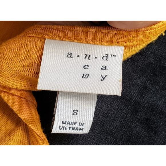 a.n.d Knee Length Dress Womens Small Yellow Long Sleeve V Neck Belted Open Front - Picture 4 of 13